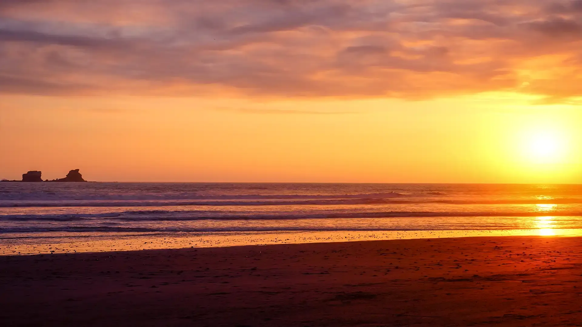 Sunset on the Pacific coast of Ecuador near Montanita